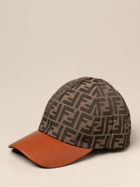 cappello baseball donna fendi logo|Cappello da baseball con logo .